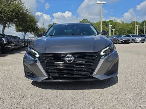 Certified 2025 Nissan Altima 2.5 S FWD image 2