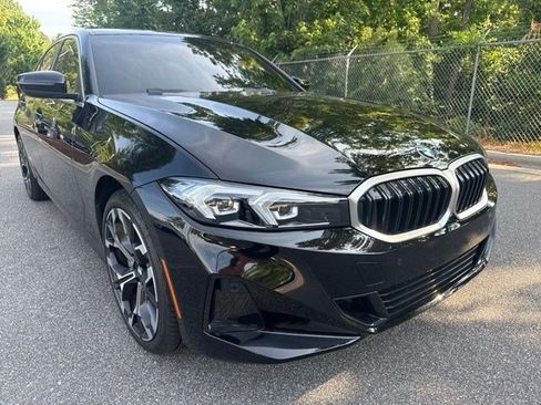 Used 2025 BMW 330i xDrive Sedan w/ Premium Package AWD/4WD image 3