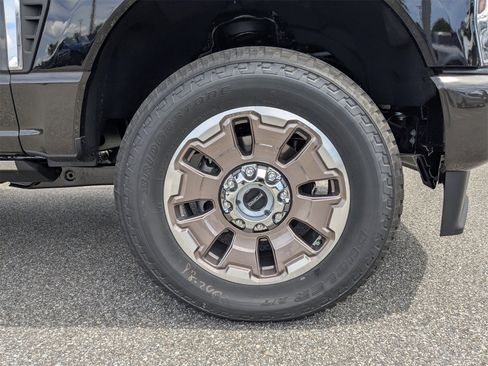 New 2025 Ford F350 King Ranch image 30