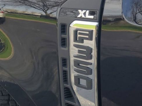 Used 2026 Ford F350 XL w/ XL Off-Road Package AWD/4WD image 6