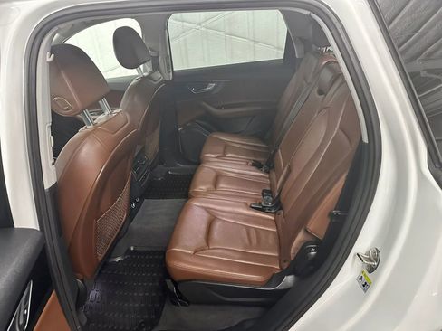 Used 2019 Audi Q7 3.0T Premium image 31