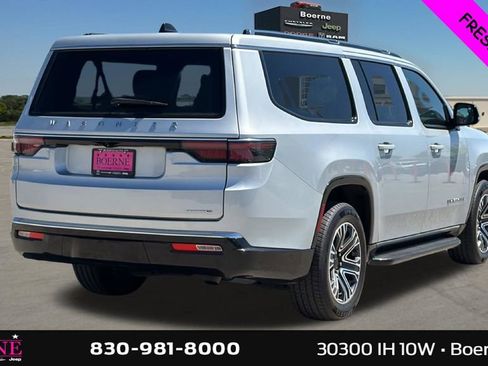 Used 2024 Jeep Wagoneer L Series II w/ Flexible Seating Group AWD/4WD image 7