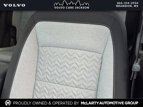 Used 2022 Chevrolet Equinox LS w/ LPO, Floor Liner Package FWD image 14