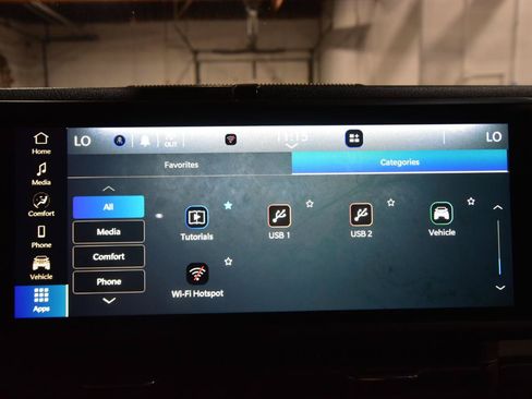 Used 2025 Jeep Gladiator Sport AWD/4WD image 34