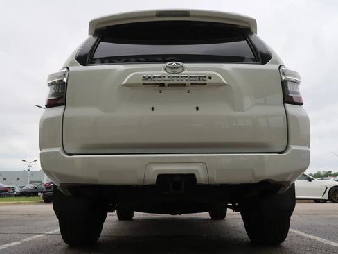 Used 2021 Toyota 4Runner SR5 RWD image 10