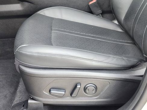Used 2023 Kia Sorento EX FWD image 16