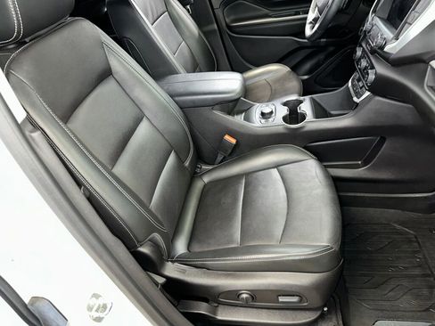 Certified 2023 GMC Terrain SLT w/ LPO, Floor Liner Package image 34