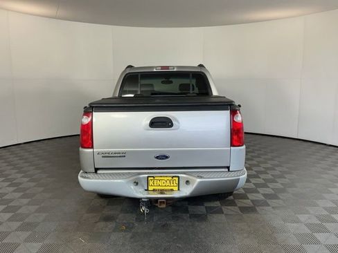 Used 2004 Ford Explorer Sport Trac XLT AWD/4WD image 5
