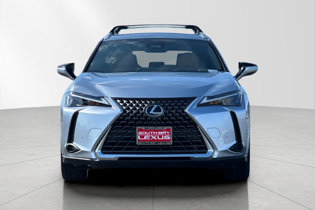 Used 2025 Lexus UX 300h FWD w/ Accessory Package (Z2) image 9