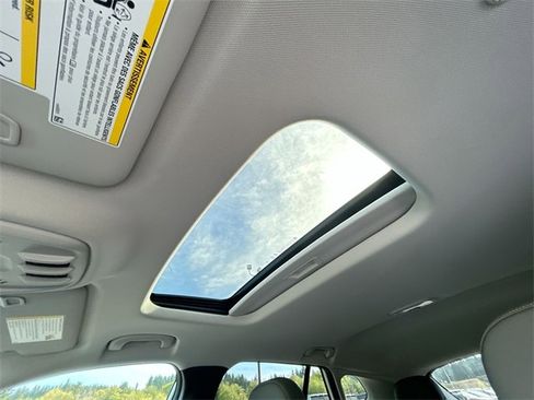 New 2026 Chevrolet Trax ACTIV w/ Sunroof Package image 19