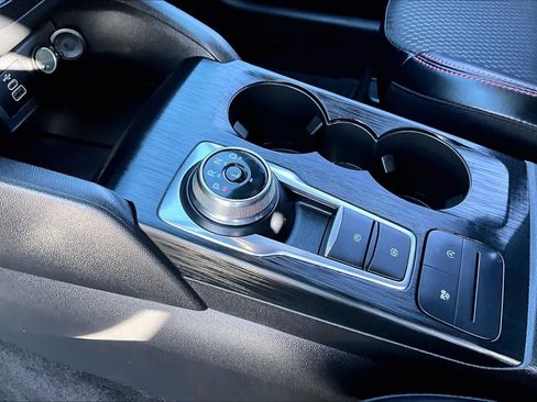 Used 2025 Ford Escape ST-Line image 15