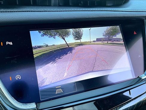 Used 2025 Cadillac XT6 Premium Luxury AWD/4WD image 23