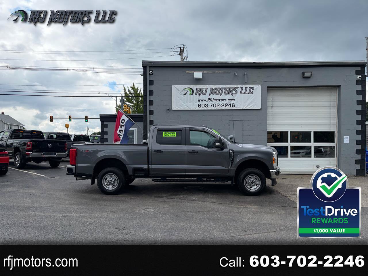 Used 2023 Ford F250 XL w/ Snow Plow Prep Package AWD/4WD image 1