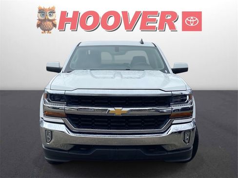 Used 2018 Chevrolet Silverado 1500 LT w/ All Star Edition image 6