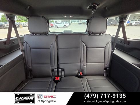 Used 2026 GMC Yukon XL Denali w/ Sun & Power Step Package AWD/4WD image 25