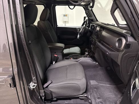 Used 2021 Jeep Gladiator Sport AWD/4WD image 22