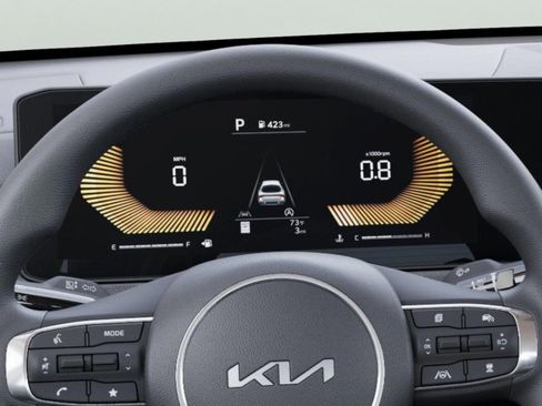 Certified 2025 Kia K5 LXS image 35