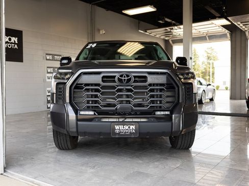 Used 2024 Toyota Tundra Limited w/ TRD Off-Road Package AWD/4WD image 3