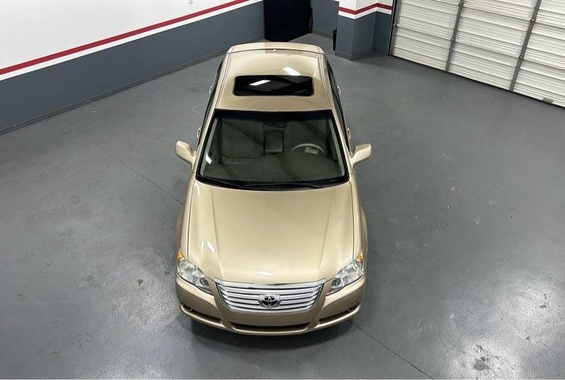Used 2010 Toyota Avalon XL FWD image 21