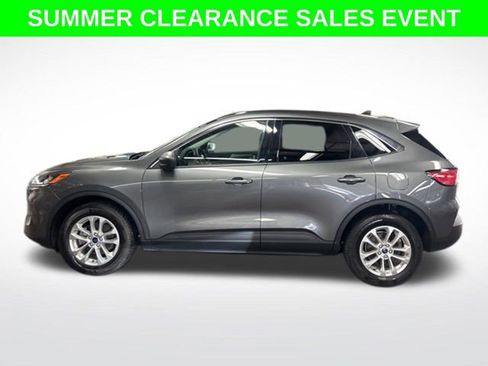 Used 2022 Ford Escape SE w/ Convenience Package AWD/4WD image 2