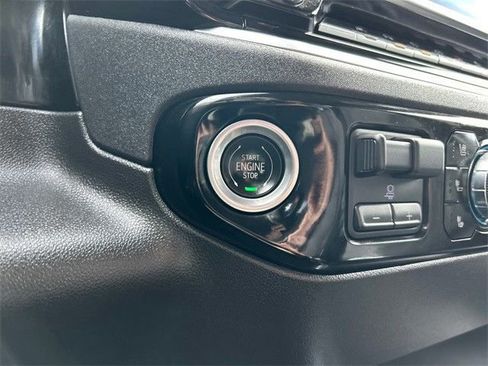 Used 2022 GMC Sierra 1500 SLT w/ SLT Premium Plus Package image 24