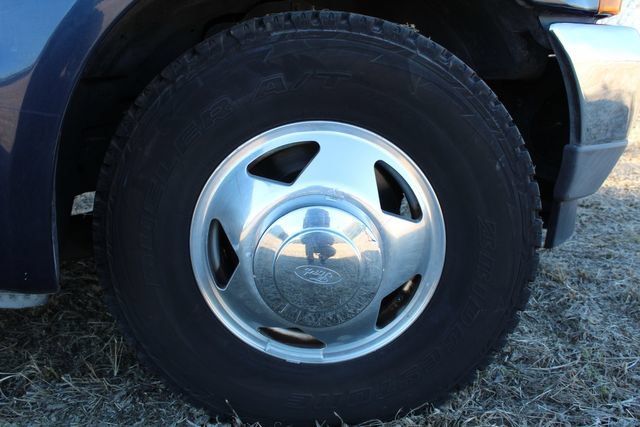 Used 2001 Ford F350 XLT RWD image 24