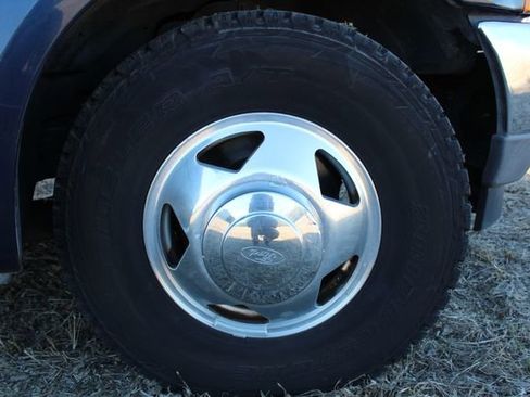 Used 2001 Ford F350 XLT image 24