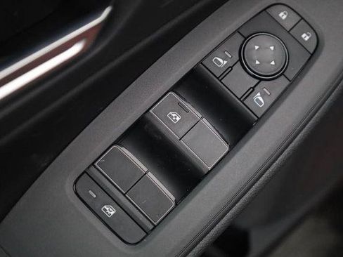 New 2026 Nissan Sentra SV w/ SV Convenience Package FWD image 12