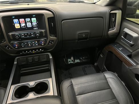 Used 2019 GMC Sierra 3500 Denali image 19
