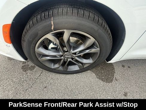 New 2026 Chrysler Pacifica Select image 29