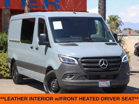 Used 2025 Mercedes-Benz Sprinter 2500 image 2
