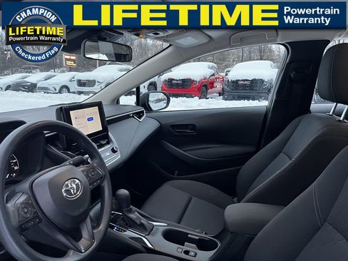 Used 2024 Toyota Corolla LE image 17