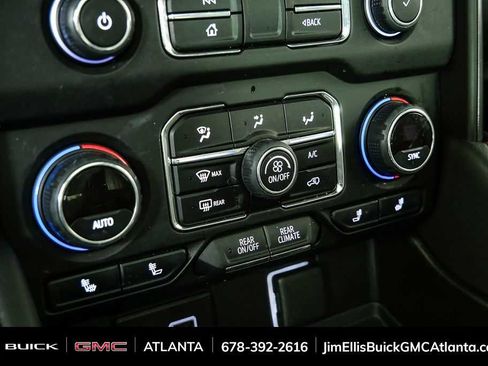 Used 2022 Chevrolet Tahoe RST w/ Luxury Package image 18