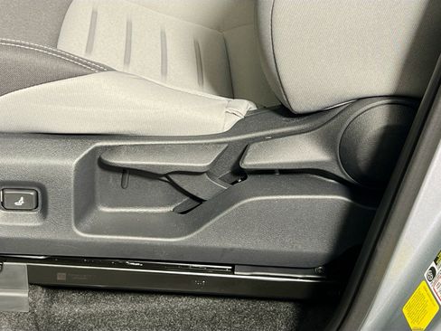 New 2025 Toyota Tacoma TRD Off-Road image 15