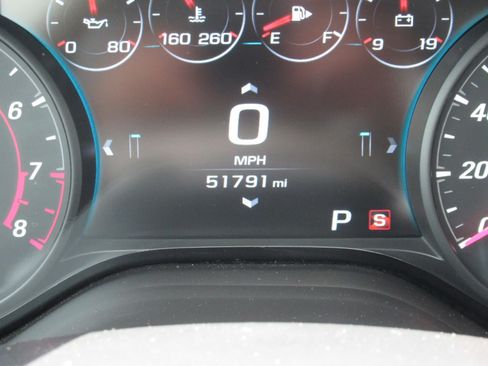 Used 2016 Chevrolet Camaro LT RWD image 31