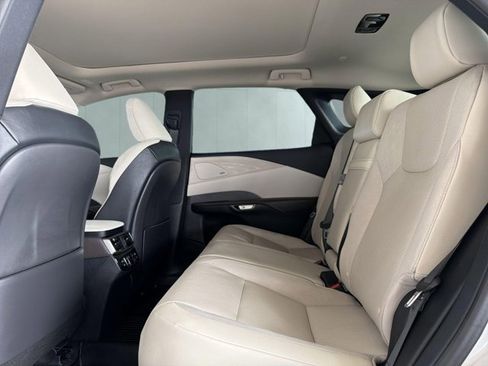 Certified 2024 Lexus RX 350 AWD w/ Convenience Package image 11
