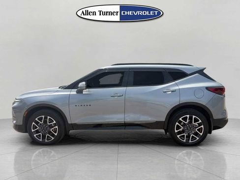 Used 2024 Chevrolet Blazer RS FWD image 6