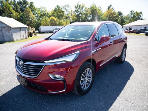Used 2024 Buick Enclave Premium image 7