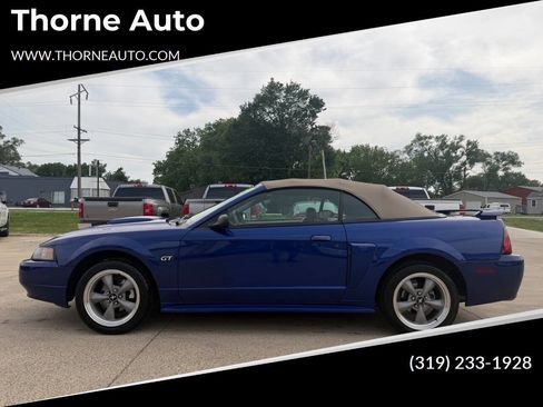 Used 2002 Ford Mustang GT RWD image 1