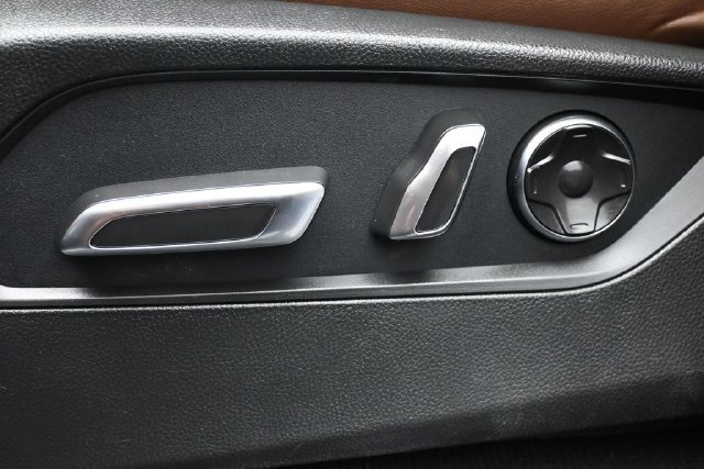 Used 2023 Acura MDX w/ Technology Package FWD image 10