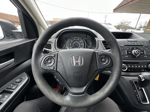 Used 2016 Honda CR-V LX image 2