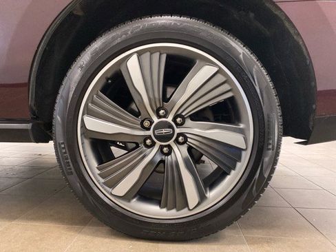 Used 2019 Lincoln Navigator Reserve image 24