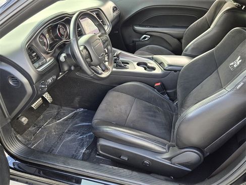 Used 2022 Dodge Challenger R/T Scat Pack w/ Plus Package image 11