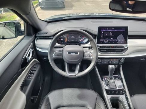 Used 2024 Jeep Compass Limited AWD/4WD image 27