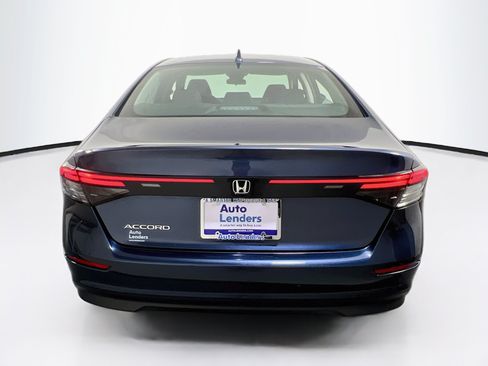 Used 2023 Honda Accord EX image 6