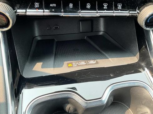 Used 2026 Chevrolet Traverse LT w/ LPO, Floor Liner Package AWD/4WD image 24
