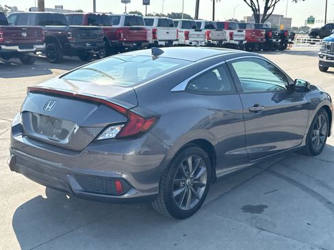 Used 2019 Honda Civic EX image 4