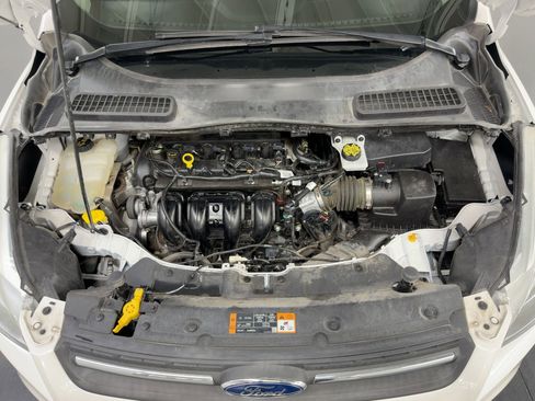 Used 2016 Ford Escape SE image 25