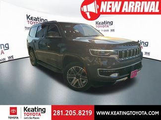 Used 2022 Jeep Wagoneer Series III w/ Flexible Seating Group video 1