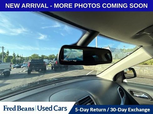Used 2019 Dodge Journey SE FWD image 30